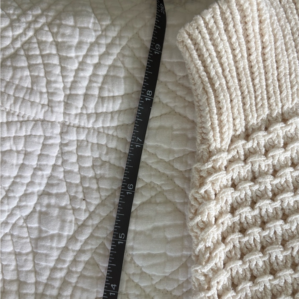 Madewell Cream Textured Sweater Size Medium crochet - Picture 12 of 15
